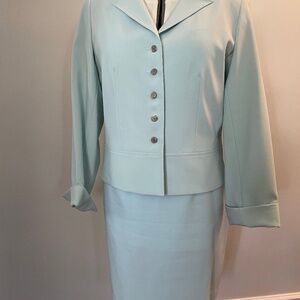 Vintage Blacker by Stanley Blacker Pale Blue Skirt Suit size 10